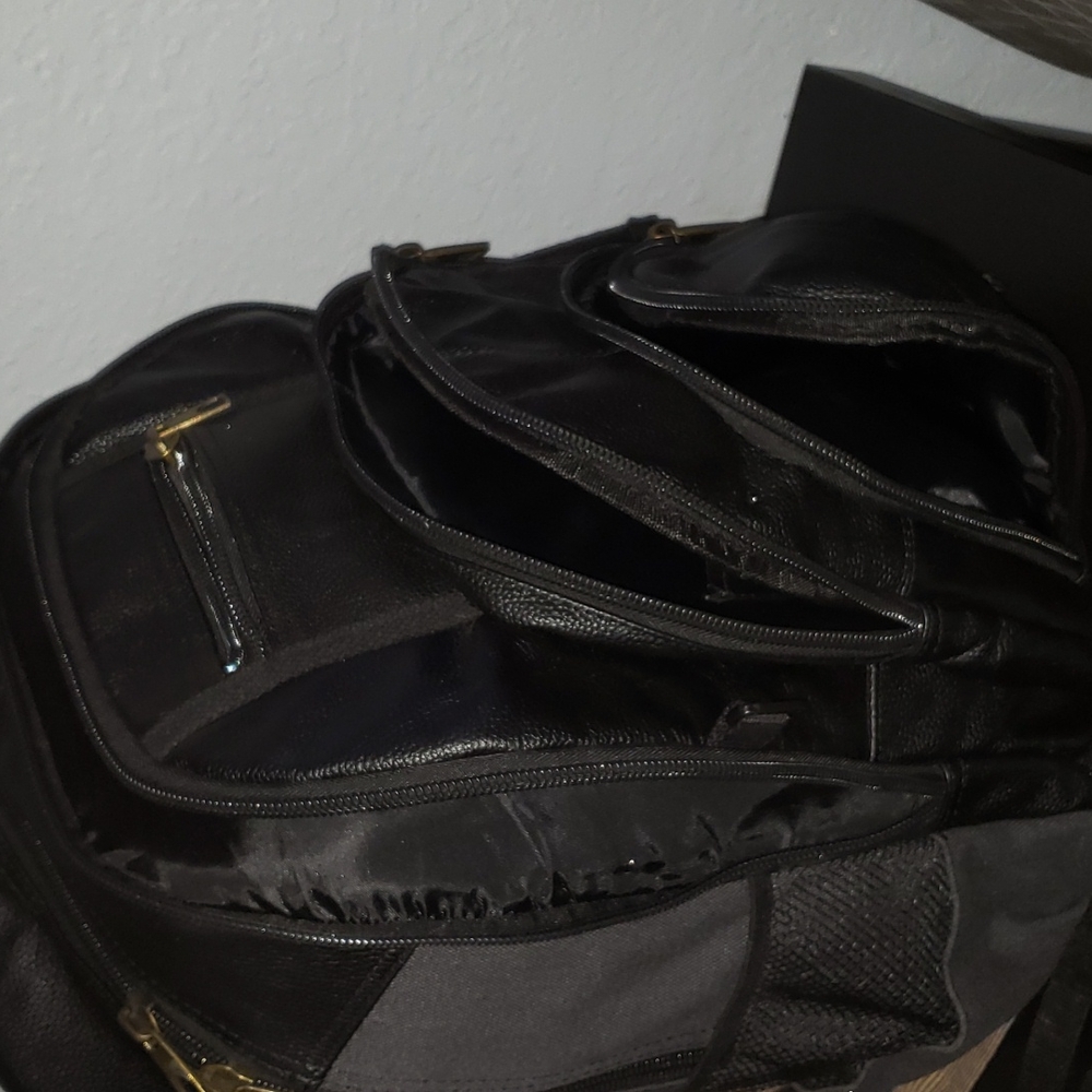 Large backpack - Picture 6 of 9